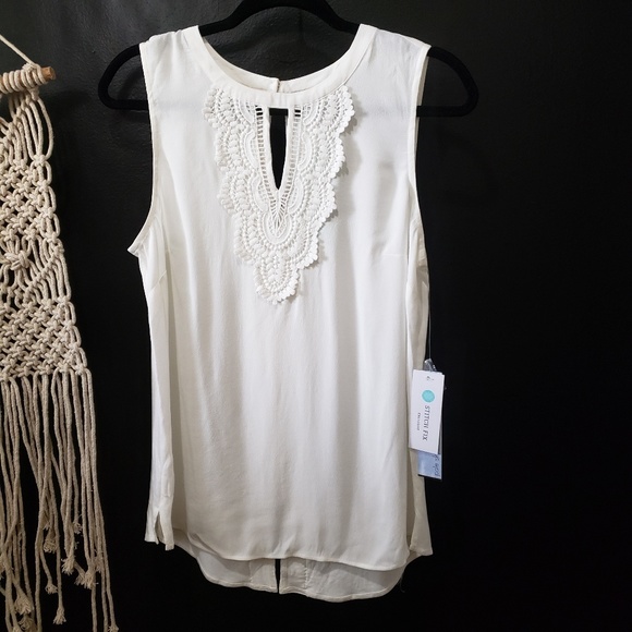 daniel rainn quin keyhole crochet top